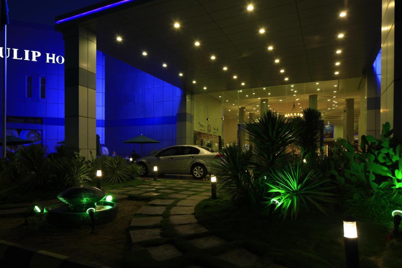 Golden Tulip Hail Exterior photo